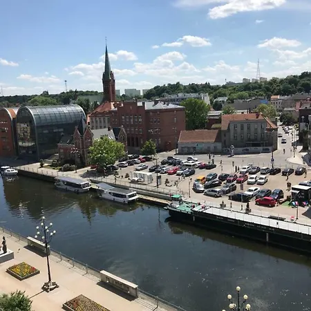 Stary Port 1